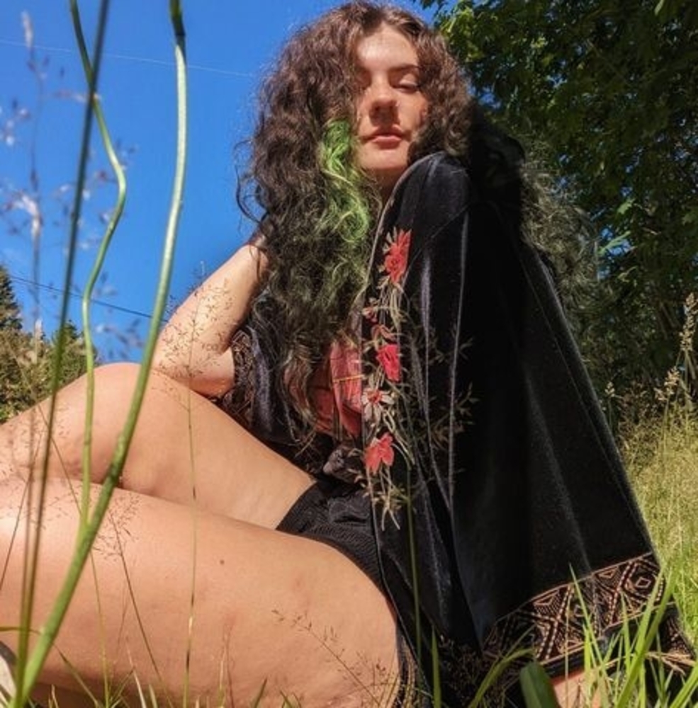 Meet your Posher, Keeaira